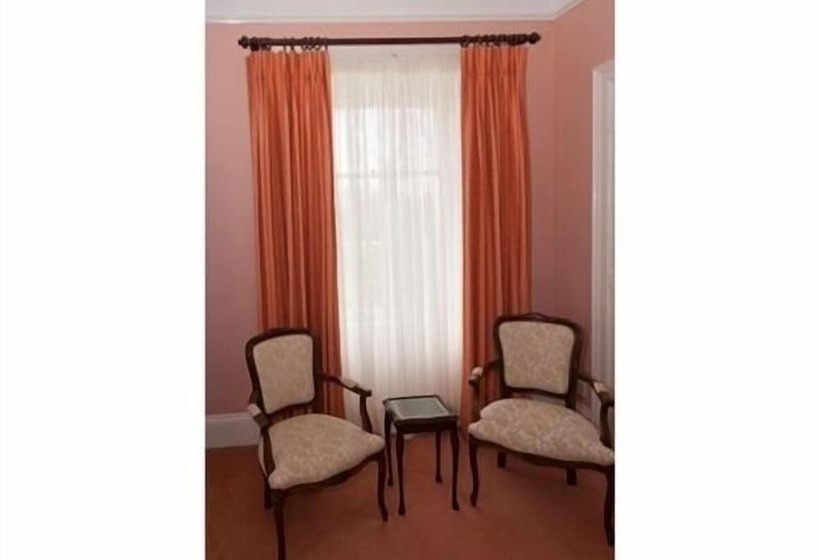 مبيت وإفطار Ivyleigh House