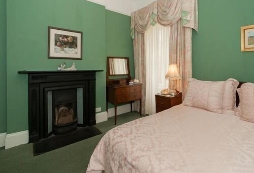 مبيت وإفطار Ivyleigh House