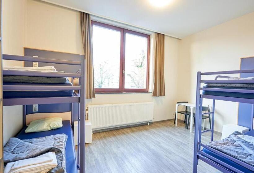 Generation Europe Youth Hostel