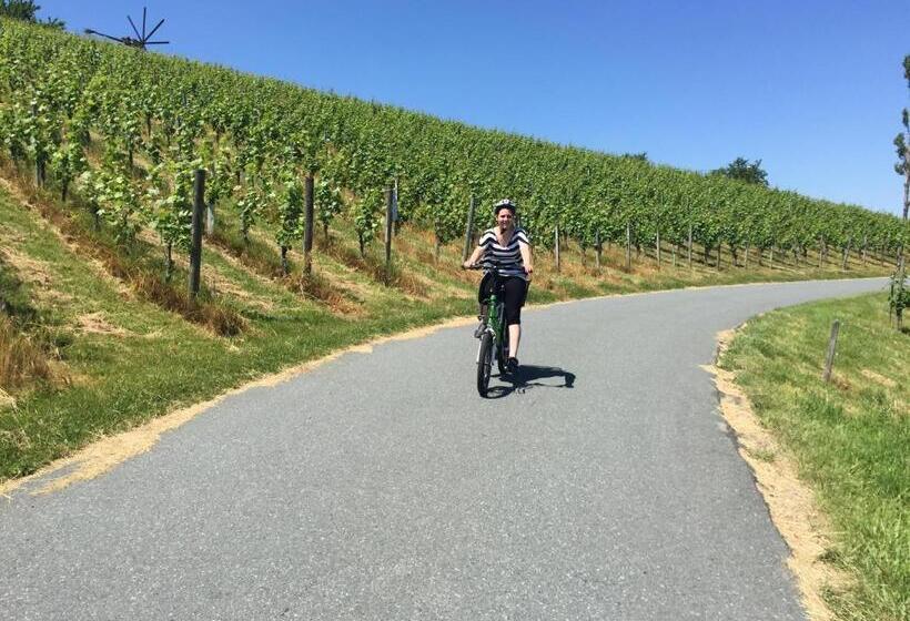 هتل Am Marktplatz   Landgasthof Wratschko   Gamlitz