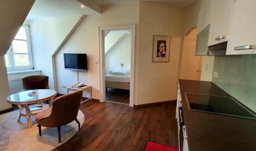 فندق Barock Landhof Burkhardt