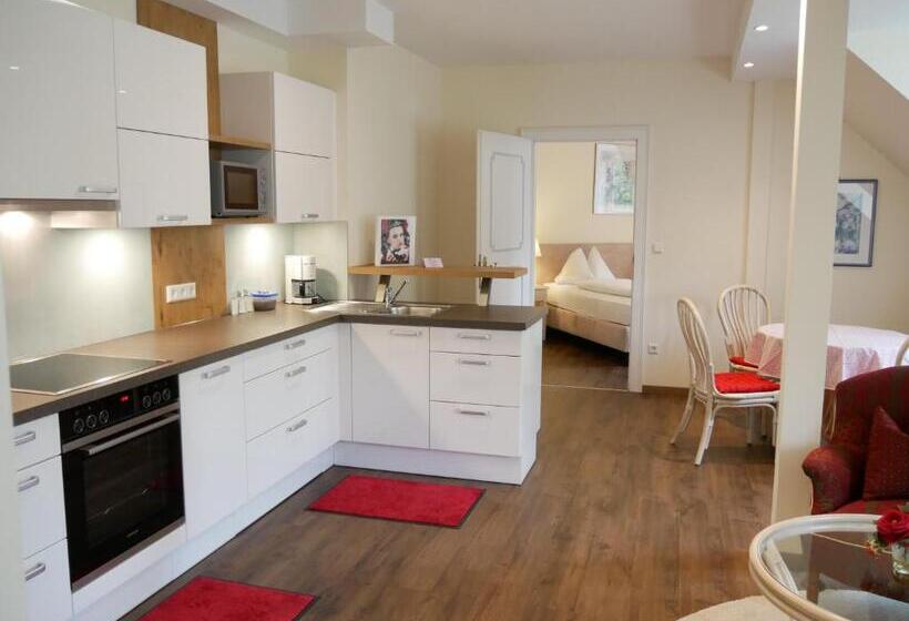 فندق Barock Landhof Burkhardt