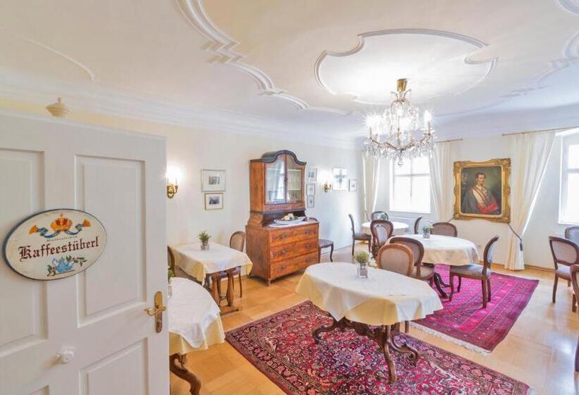 فندق Barock Landhof Burkhardt