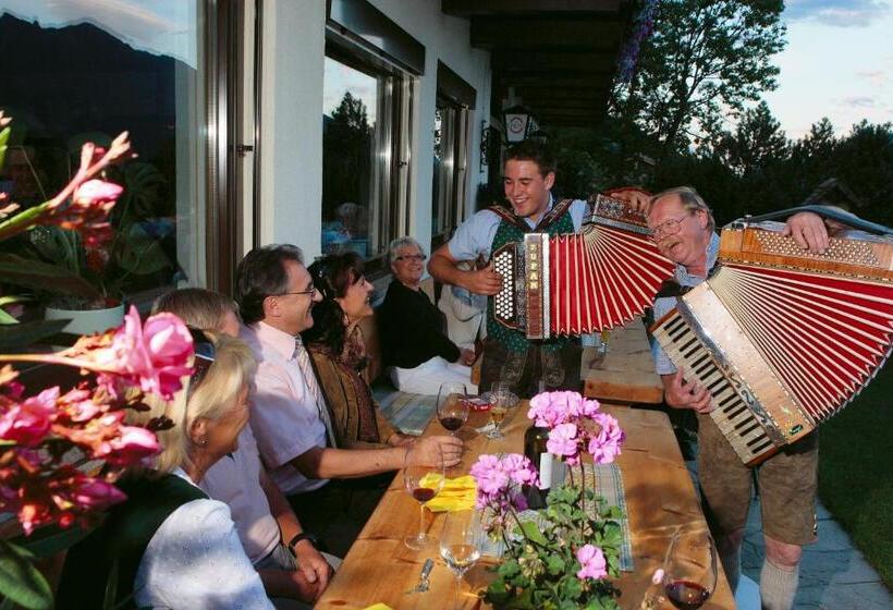 ホテル Gasthof Abelhof