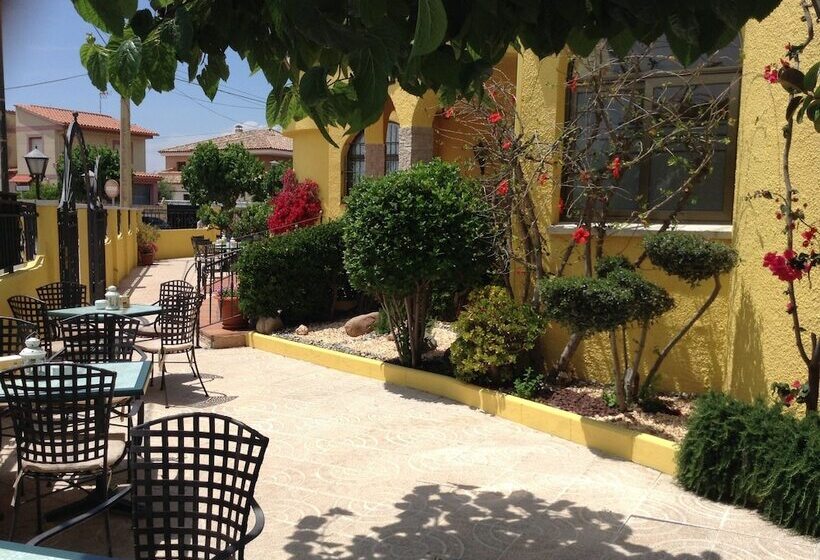 هتل La Nova Tenalla   Adults Only