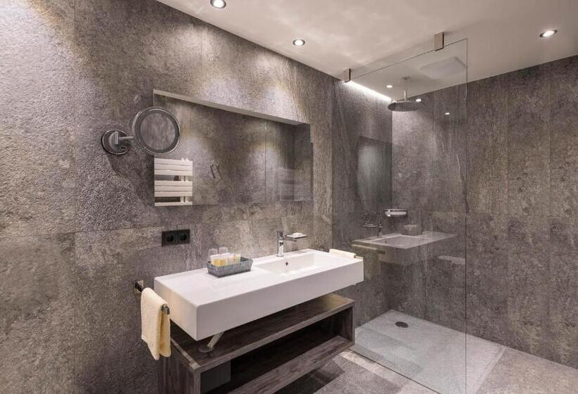 فندق Mooshaus Winterresort