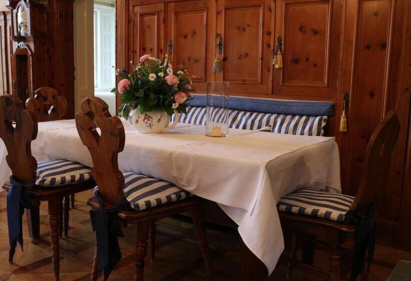 هتل Seeschlößl Velden