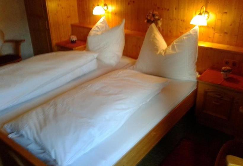 Bed and Breakfast Haus Mayr
