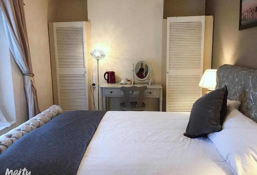 Bed and Breakfast Mulgrave Lodge