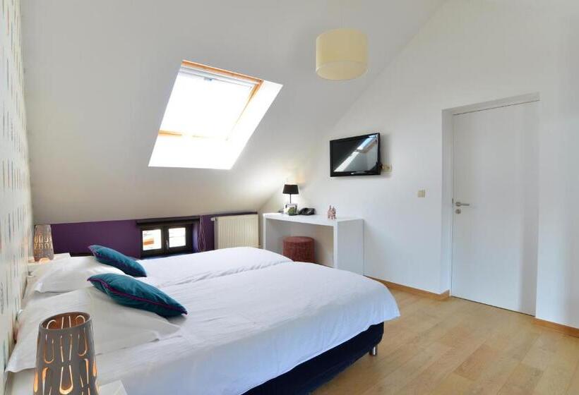 Durbuy ô Restaurant Hotel Recharge Electric Car