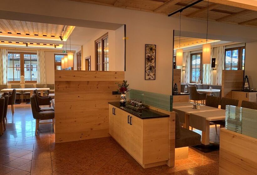 فندق Alpenrose Mühlbach Am Hochkönig