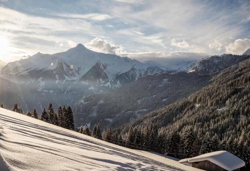 Отель Bergkristall Zillertal   Adults Only 16 Years Plus