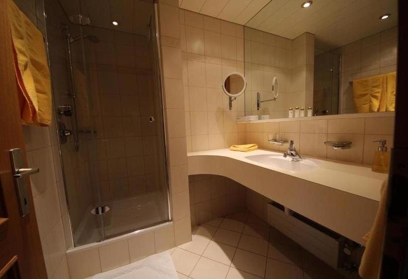 هتل Garni Lärchenhof