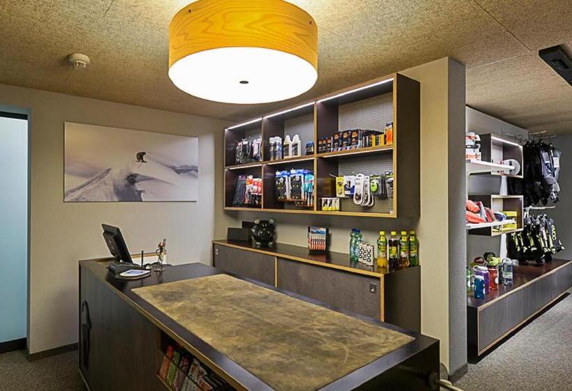 هتل Garni Sursilva