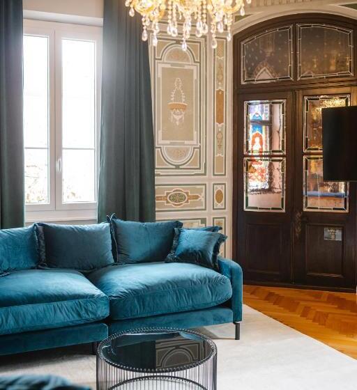 בית מלון כפרי Georgi Schloss   Boutique