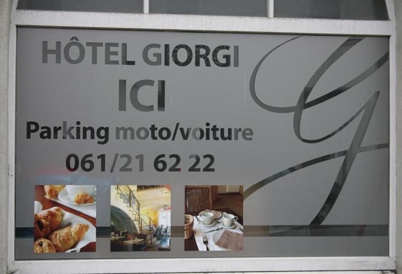 هتل Giorgi