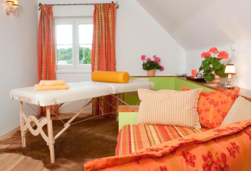 هتل Villa Konstanze