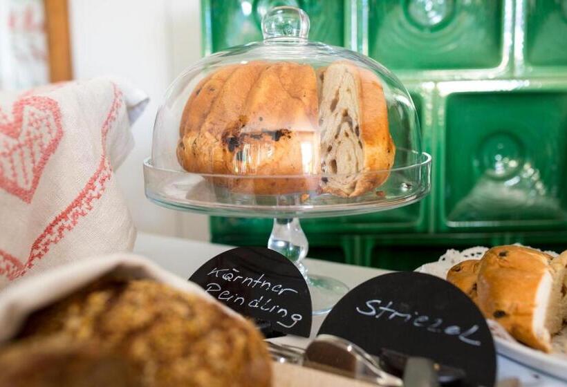 هتل Villa Konstanze