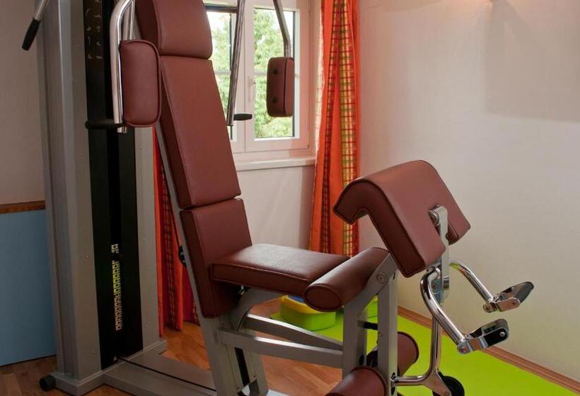 هتل Villa Konstanze