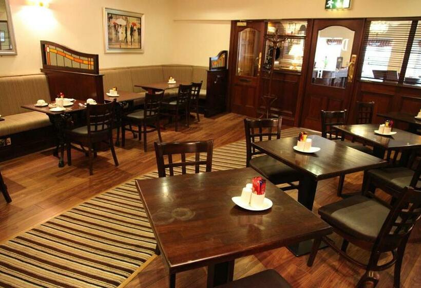فندق Dalton Inn