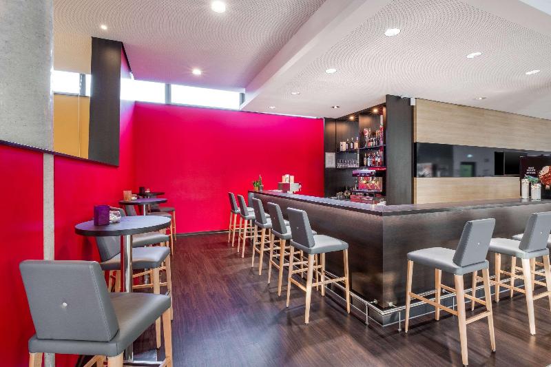 هتل Premier Inn Hannover City University