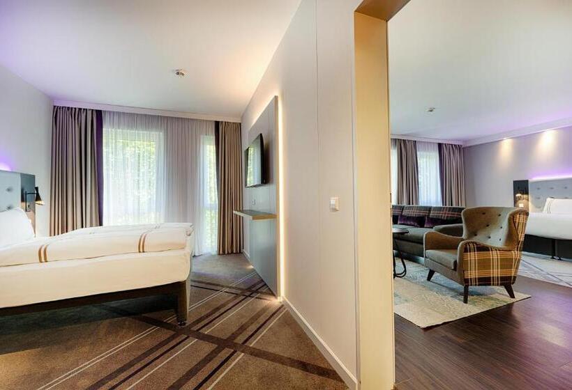 هتل Premier Inn Hannover City University