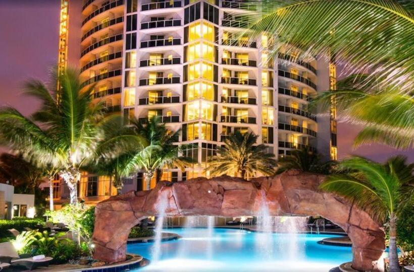 בית מלון כפרי Private Ocean Condos At Trump Sunny Isles