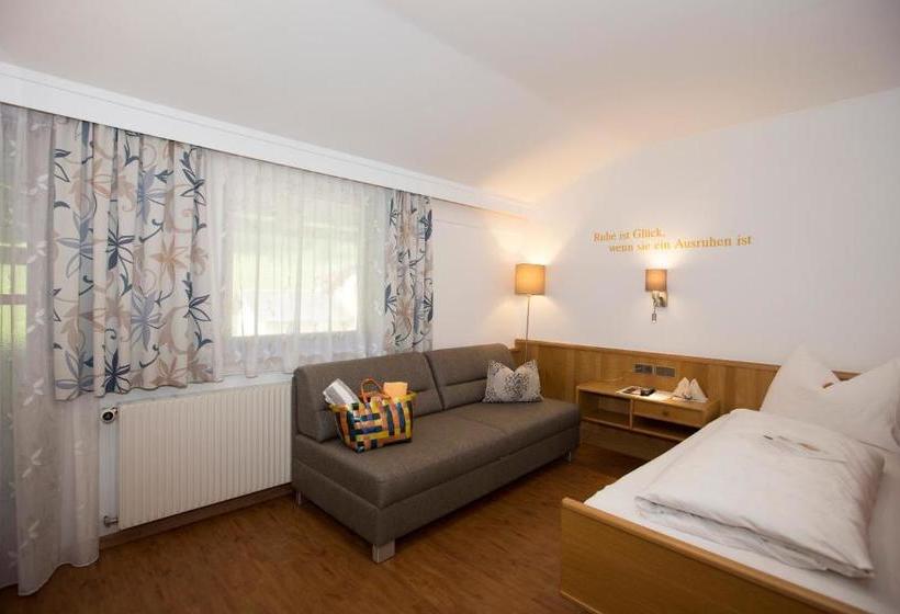Regitnig   4 Sterne Hotel Und Chalets
