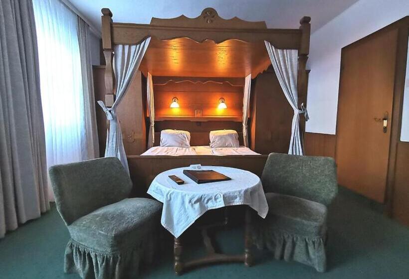 Отель Landgasthof Stranachwirt