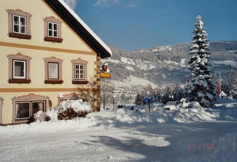 Отель Landgasthof Stranachwirt