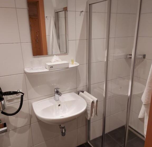 Отель Landgasthof Stranachwirt