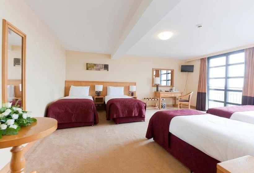 فندق Upton Court