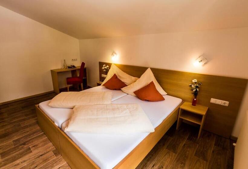 Quality Hosts Arlberg Hotel Gasthof Freisleben