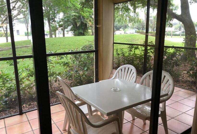 Vacation Village At Bonaventure