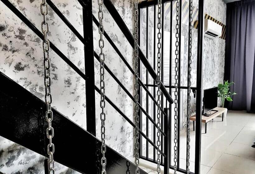 هاستل Escapade Prison Suites Petaling Jaya