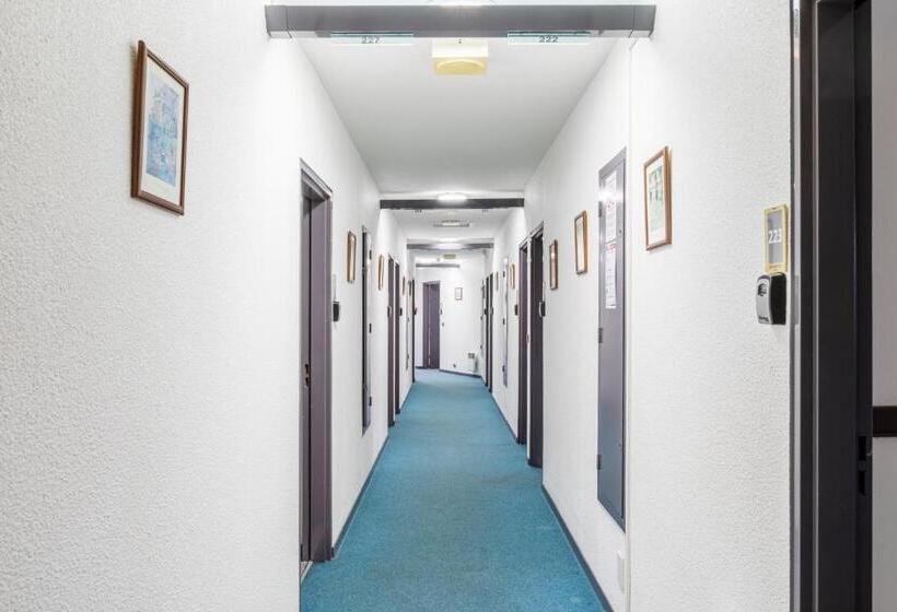 فندق Hôtel La Nonette Asterix, Cdg Airport & Paris Centre
