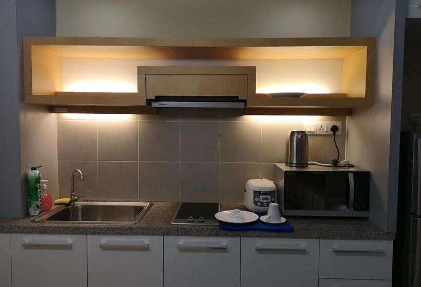 هتل Shaftsbury Residence Cyberjaya With Free Parking & Netflix