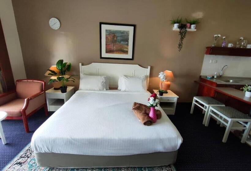 膳宿费 Seaview Deluxe@rainbow Paradise Tg Bungah 4 6pax