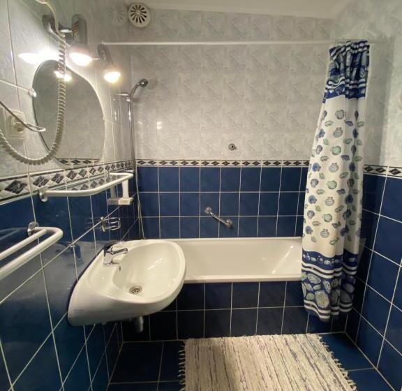مبيت وإفطار Fehér Hattyú Panzió