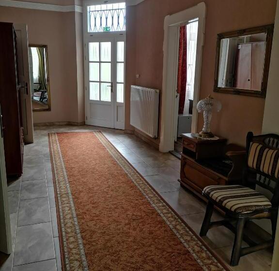 مبيت وإفطار Kakukk Panzió