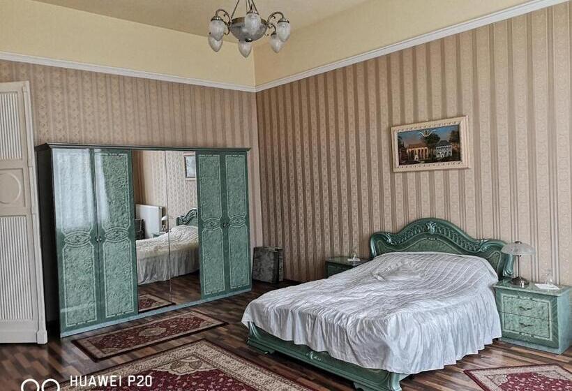 مبيت وإفطار Kakukk Panzió