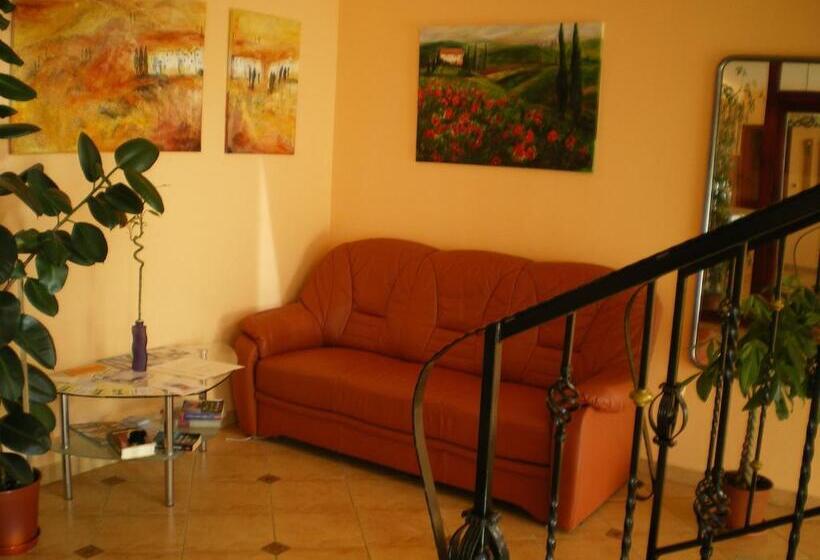 Bed and Breakfast Mediterrán Apartmanok Harkány