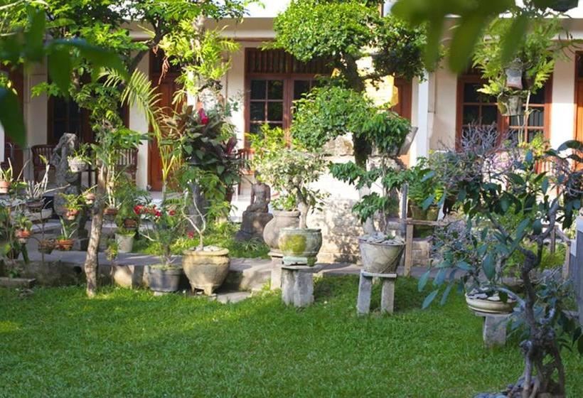 Отель Agung And Sue Watering Hole I