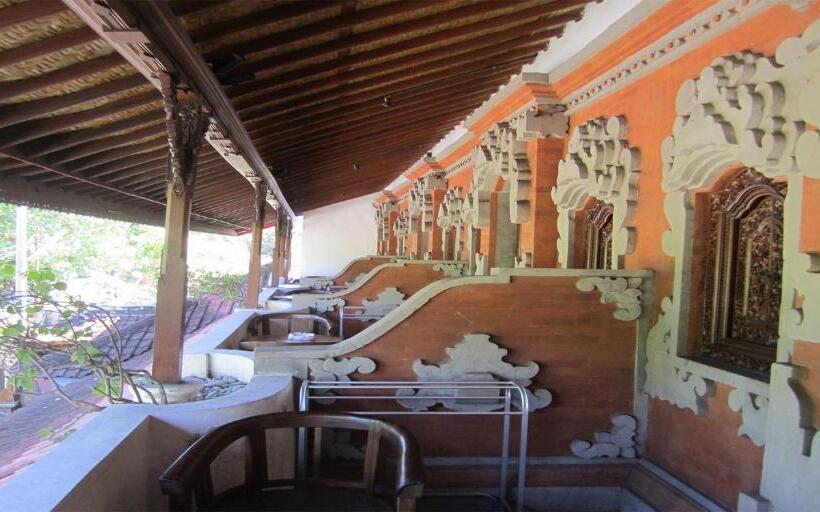 Отель Agung And Sue Watering Hole I