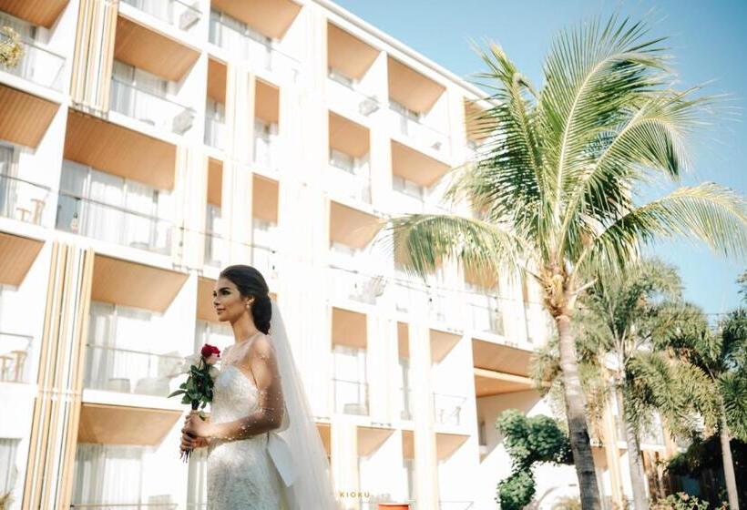 هتل Aruna Senggigi Resort & Convention