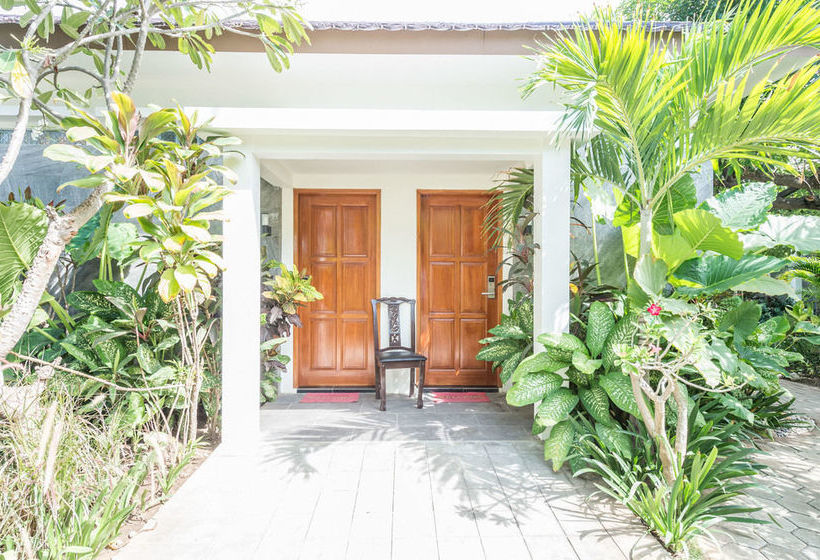 فندق Kampoeng Nelayan Resto And Villa