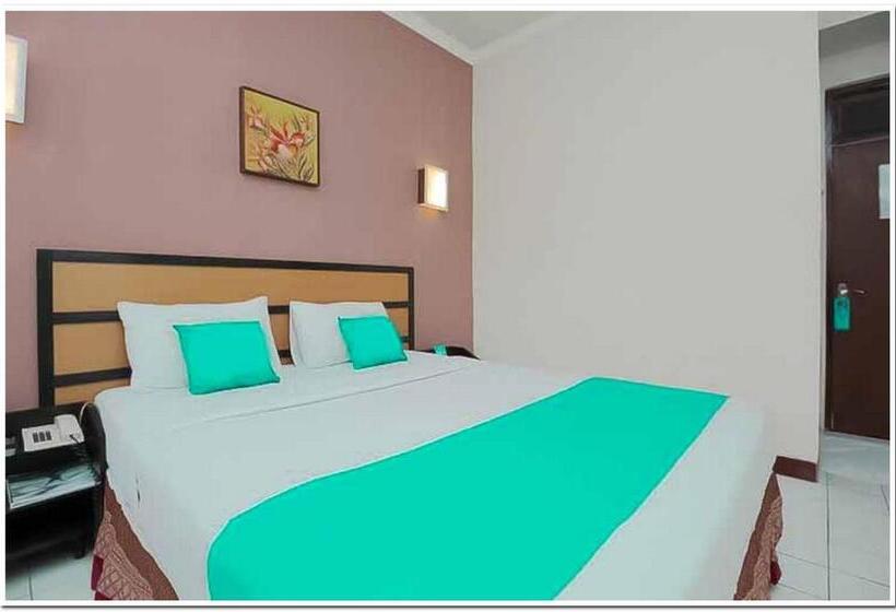 هتل Lestari Near Lippo Plaza Mall Jember Mitra Reddoorz