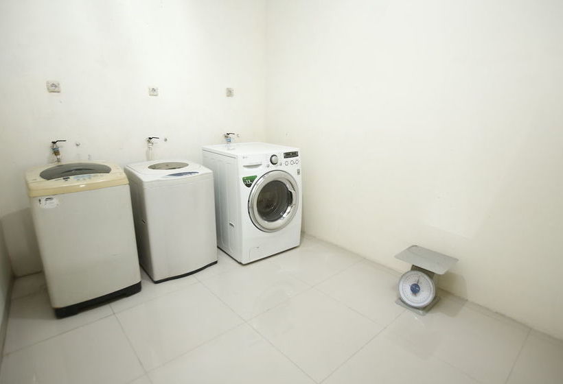 هتل Reddoorz @ Tebet Utara