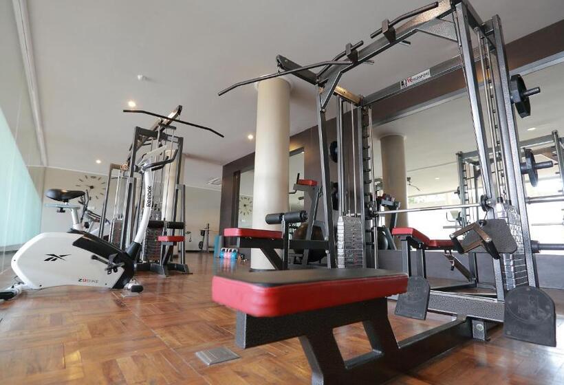 هتل The Singhasari Resort Batu