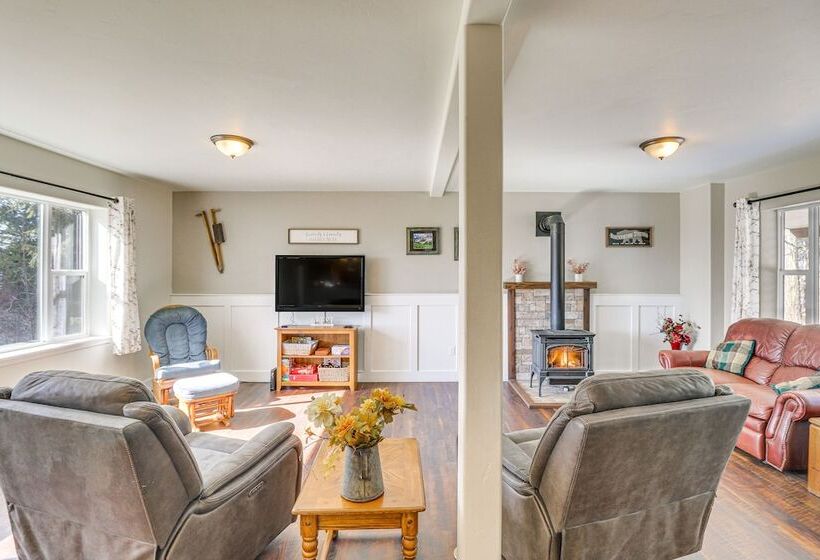 Bigfork Home W/ Fire Pit: Steps To Flathead River!